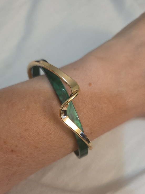 Jewelry - Gold-Tone Swirl Bangle with Green Inlay Bracelet, NIP, Gift Pouch